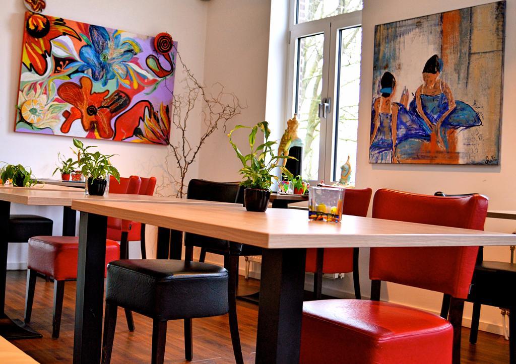 Hotel - Restaurant Uit De Kunst Vijlen Ngoại thất bức ảnh